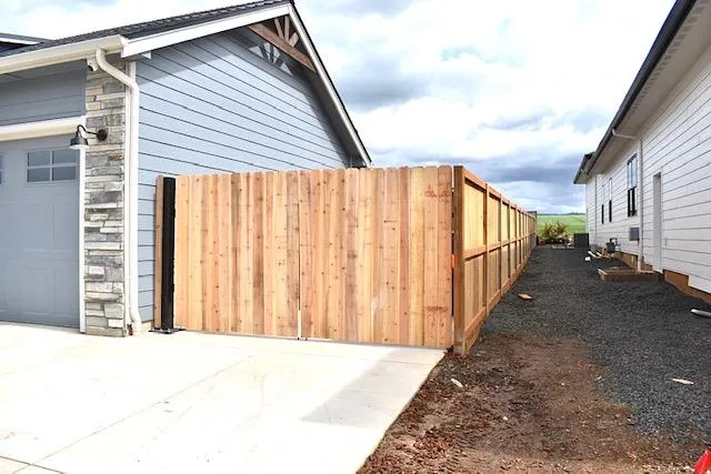 privacy fence between houses