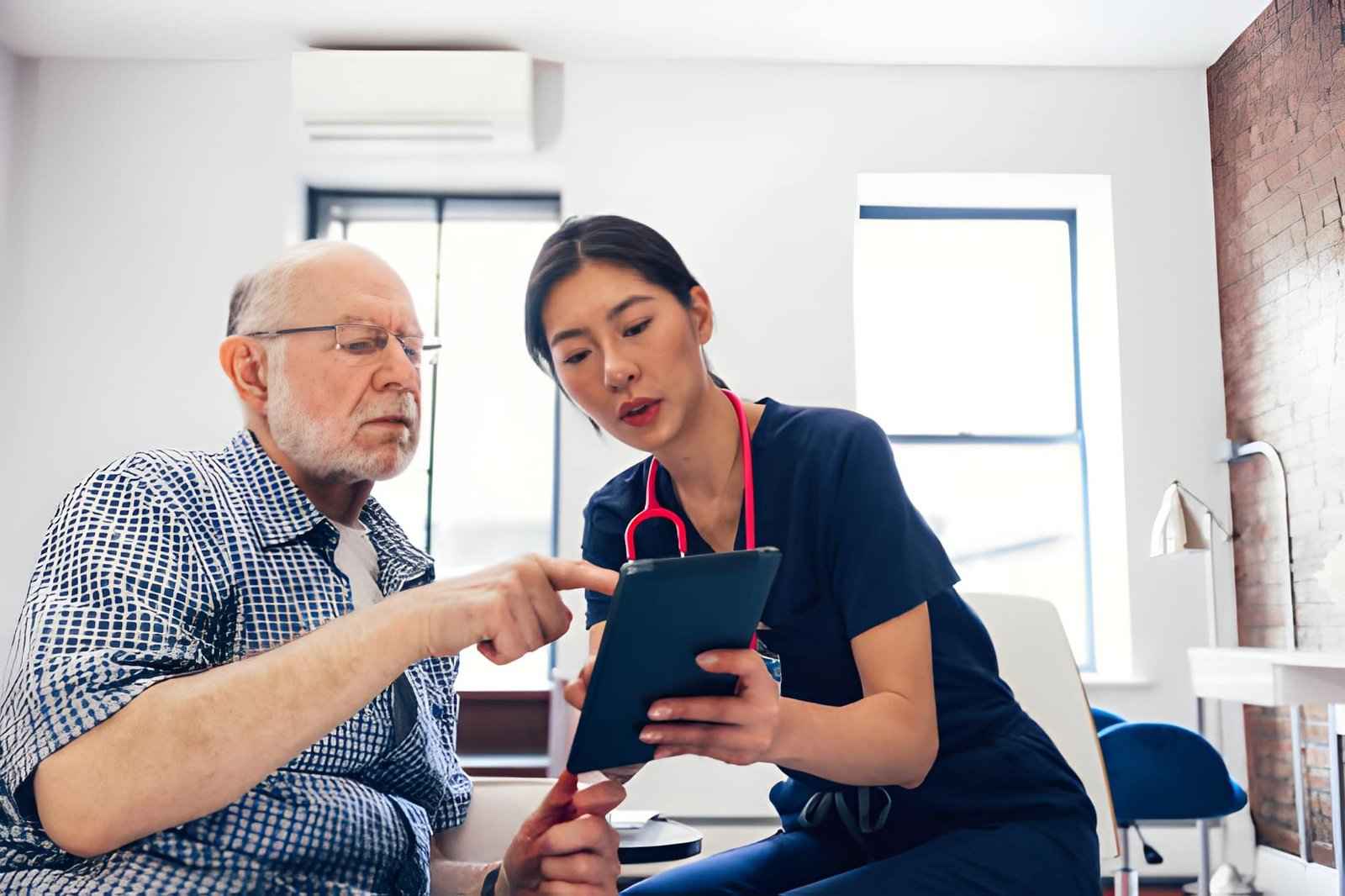 Private Home Care for Elderly: What Families Should Know