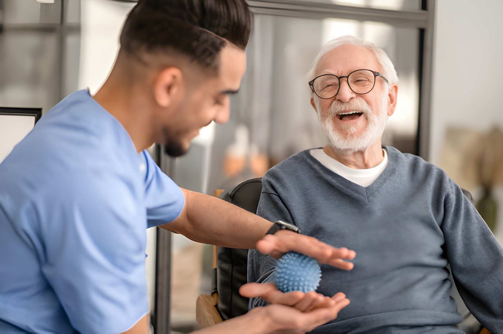 10 Signs You Need Home Care Services for Your Loved One