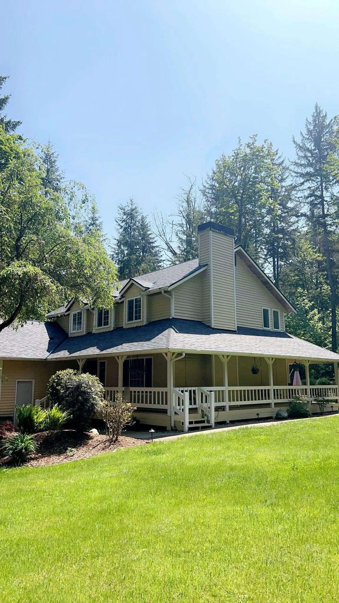 A house that had a roof replacement done.