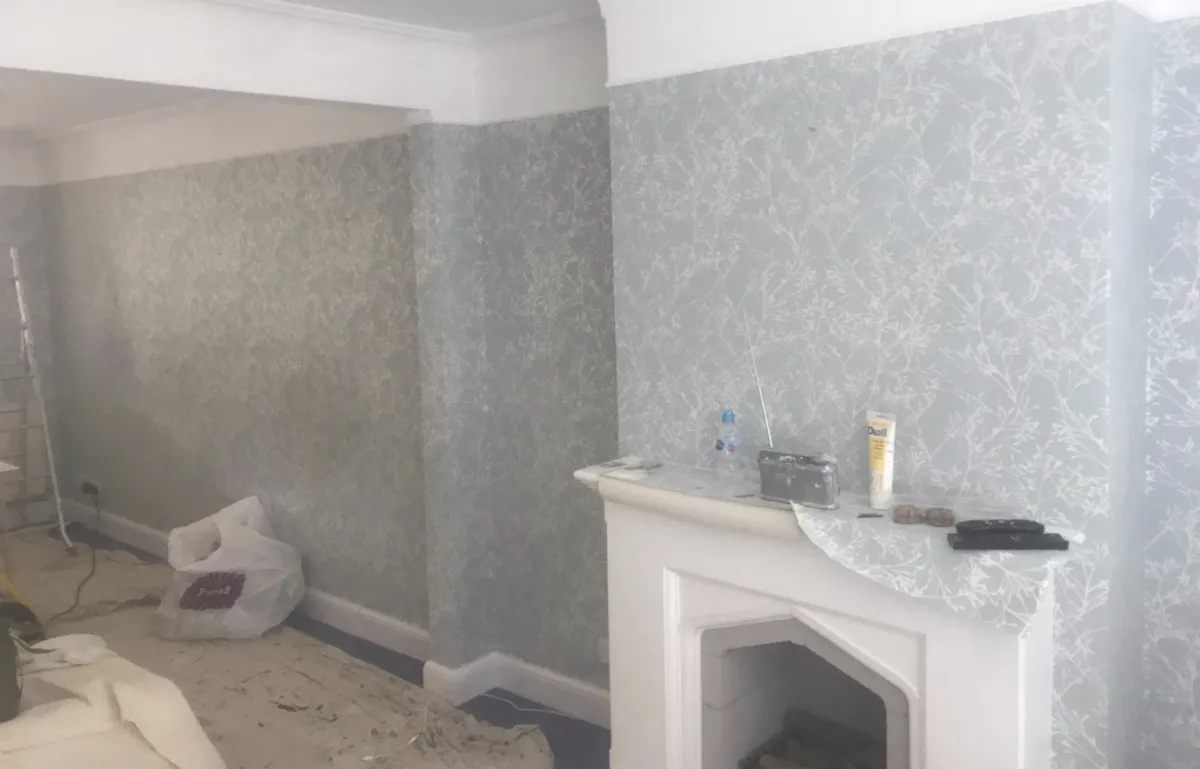 Wallpapering in Hornchurch