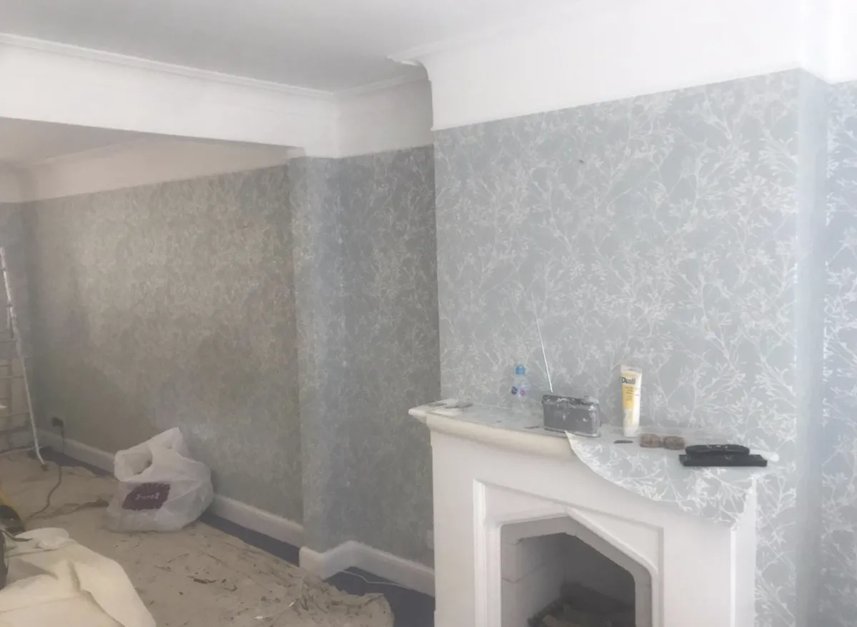 Wallpapering Hornchurch