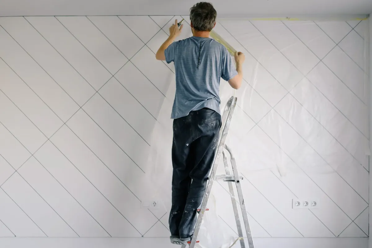 Painter & Decorator