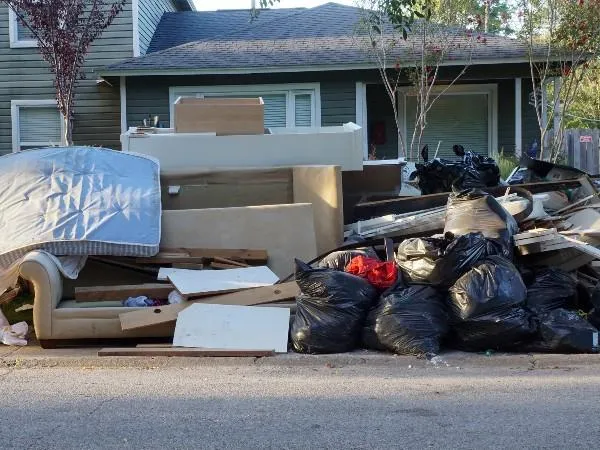 truck and trailer for junk removal