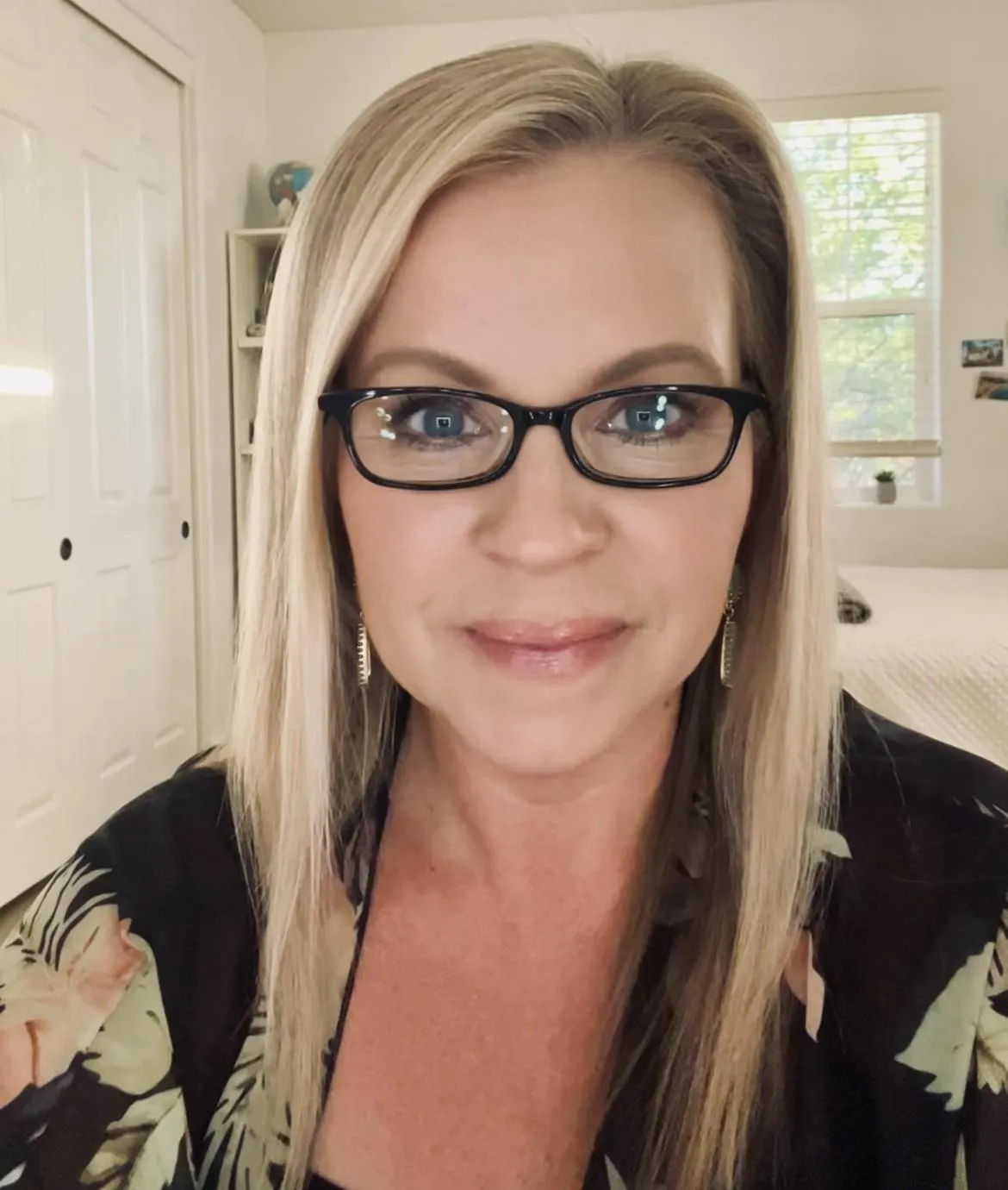 Dr. Jennifer Bellingrodt, Licensed Clinical Psychologist and creator of the 7-Minute Freedom Formula.