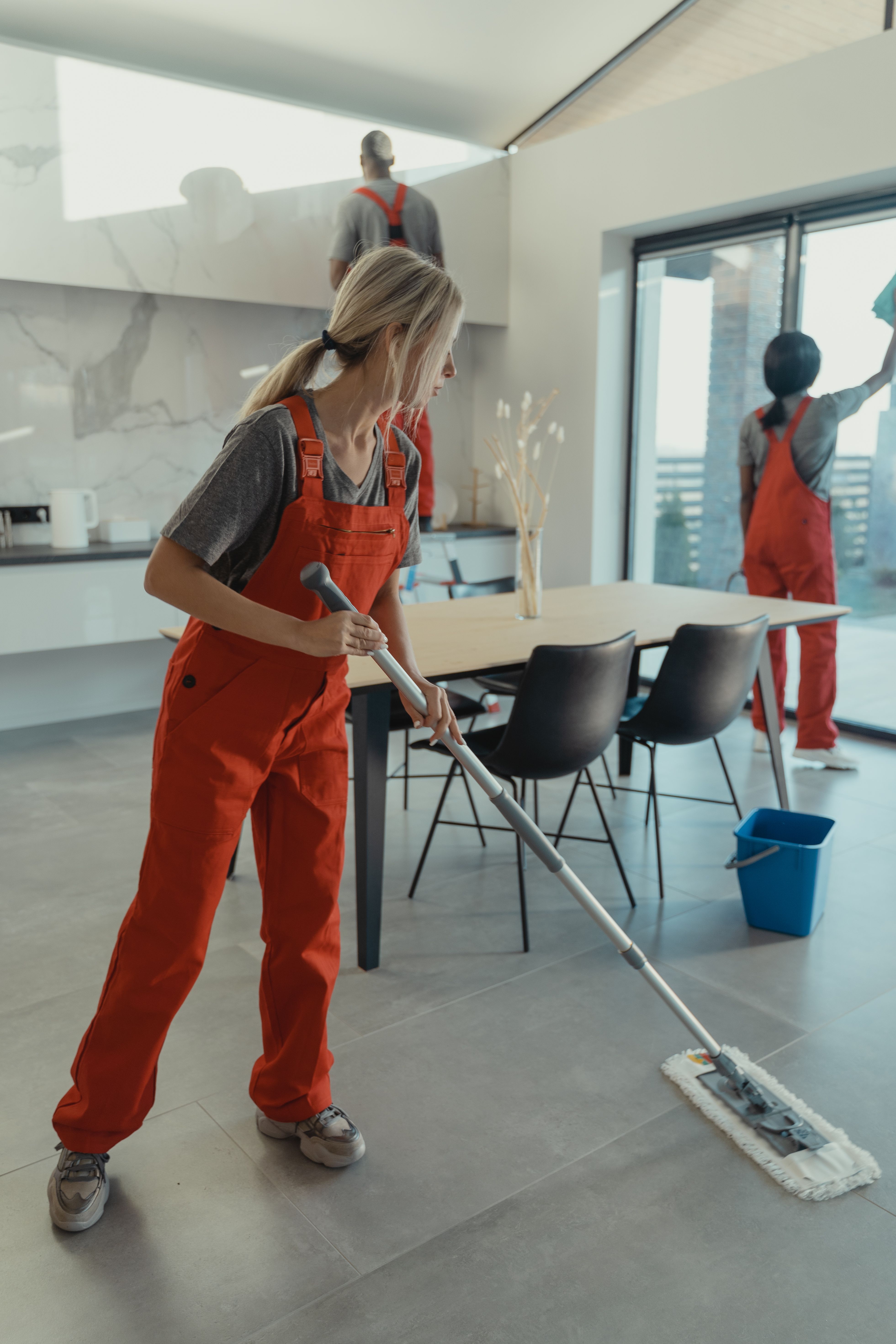 How Seasonal Cleaning Helps Businesses Stay Ahead Year-Round