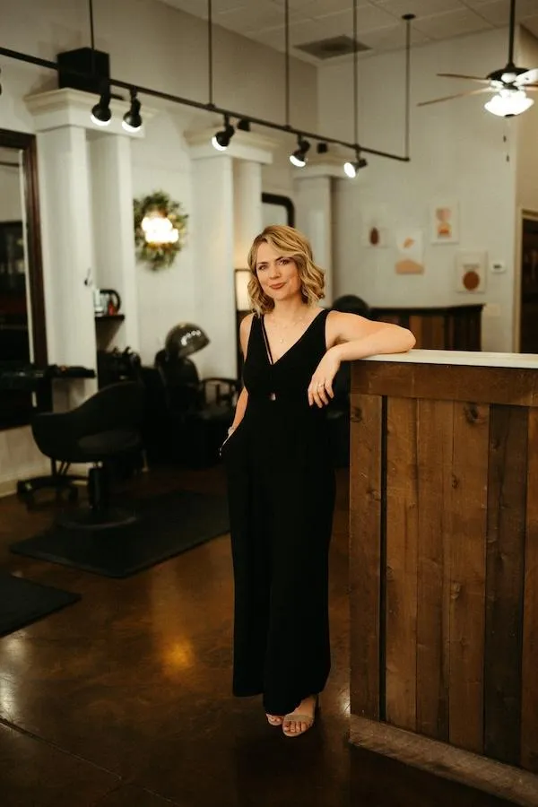 Mandy Holt Hair Designer in Chattanooga | Banana Tree Organic Salon and Spa