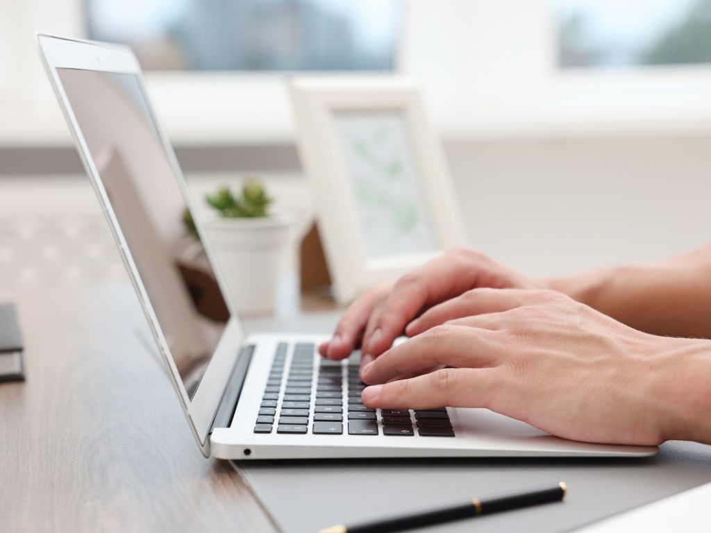 blog post writer