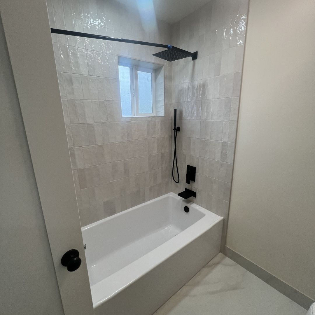 Sacramento Custom Showers, Tubs & Fixtures