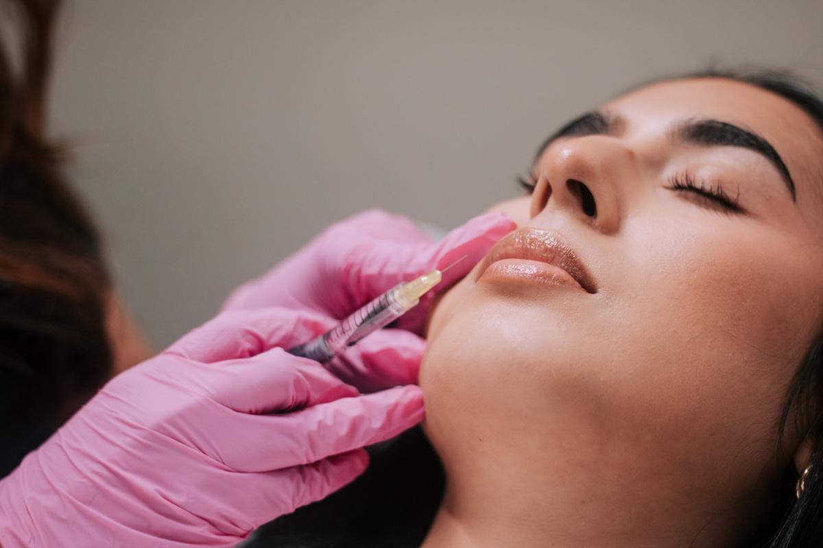 Injectables service illustration