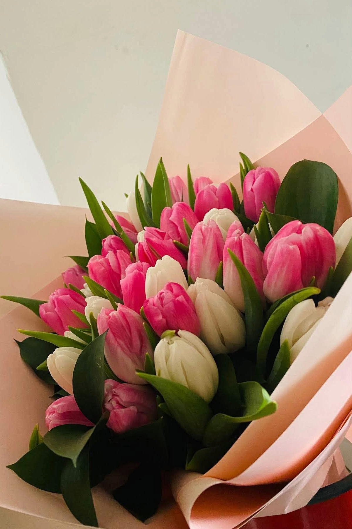Kézzel készített tulipán csokor ajándékba