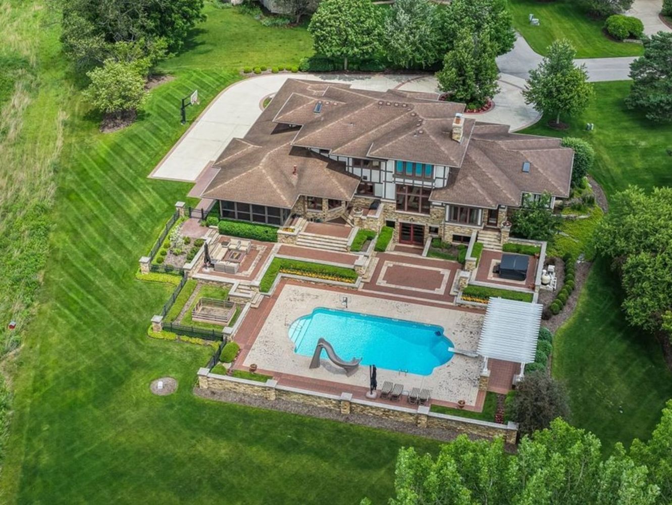 130 Maple Hill Rd