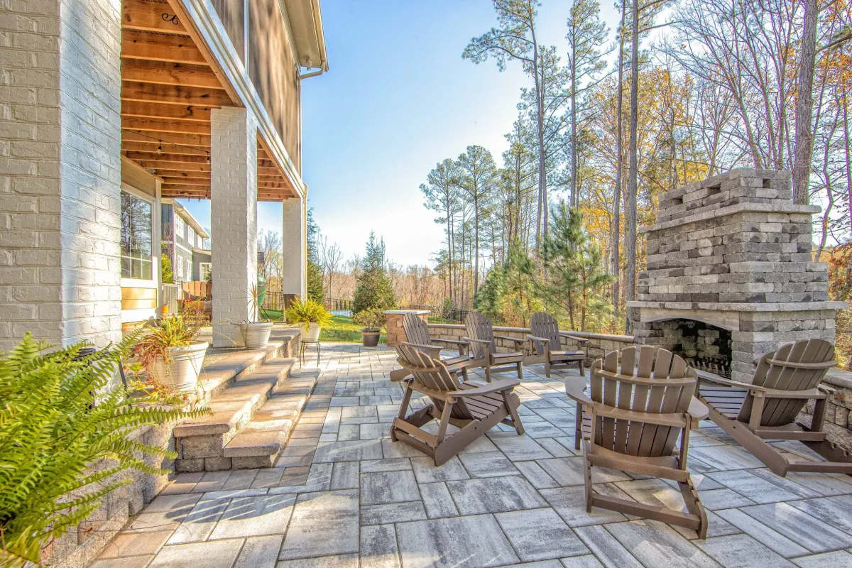 Richmond  Concrete builds and installs Patio