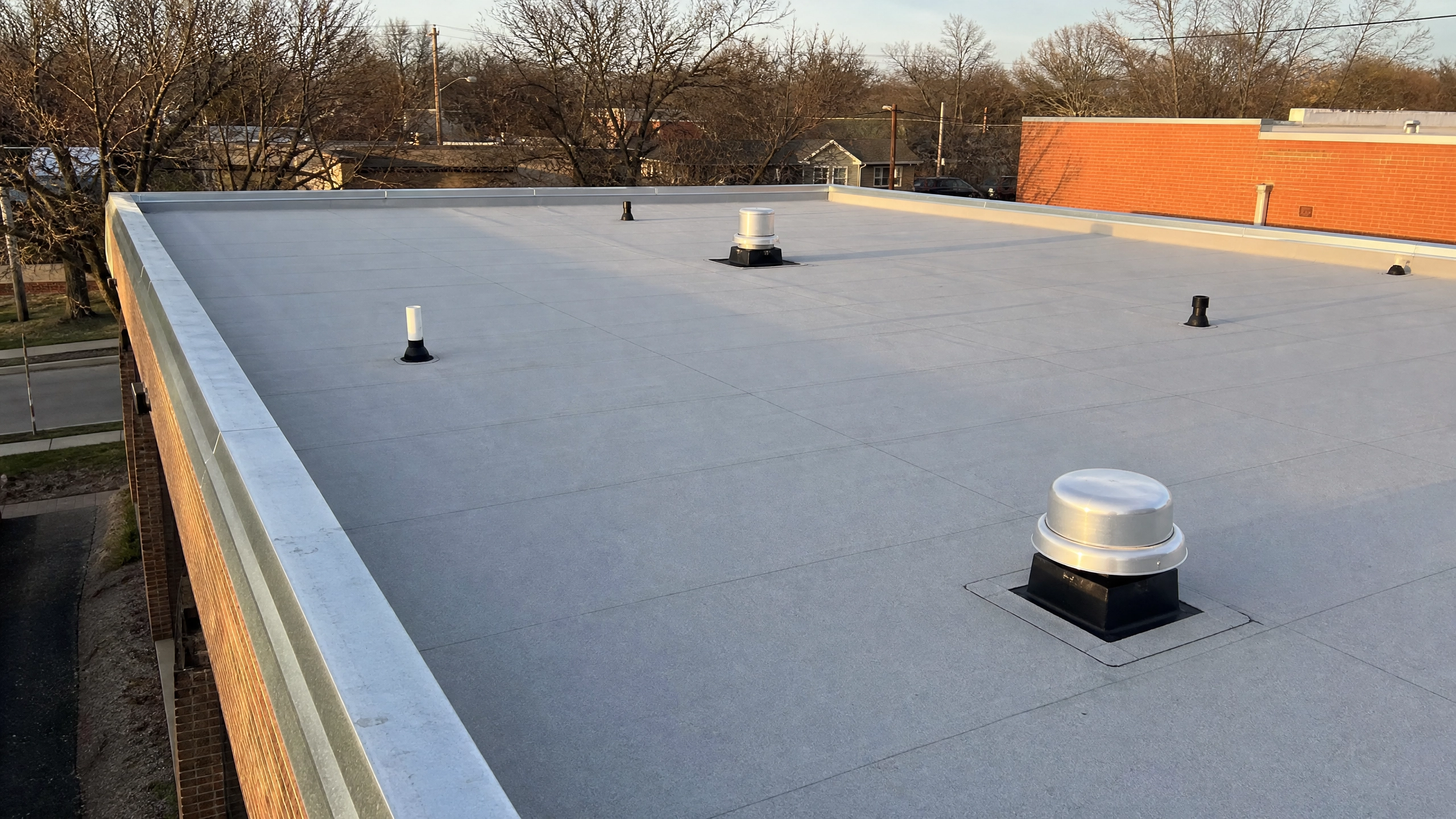 Oakland County, MI Commercial Low-Slope Roofing