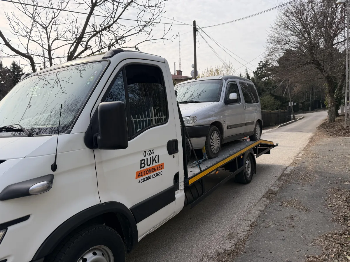 lerobbant autó szállítása érd autómentő