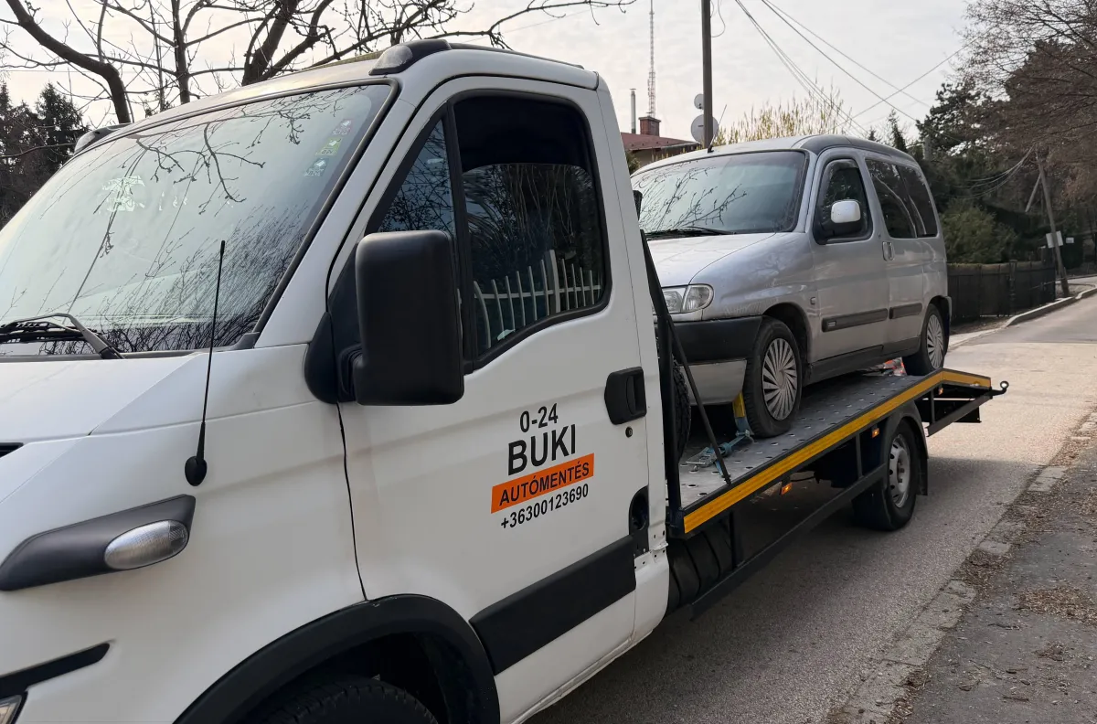 lerobbant autó szállítása érd autómentő