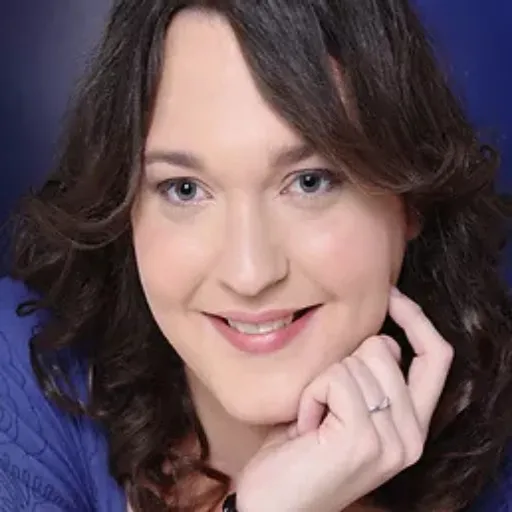 K. Isabella Frost White Light Publishing Author