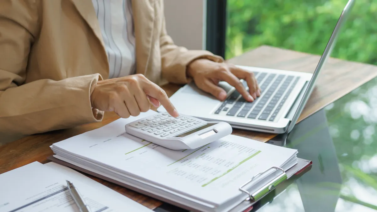 How to Budget as a Freelancer Without a Regular Paycheck | IBN360