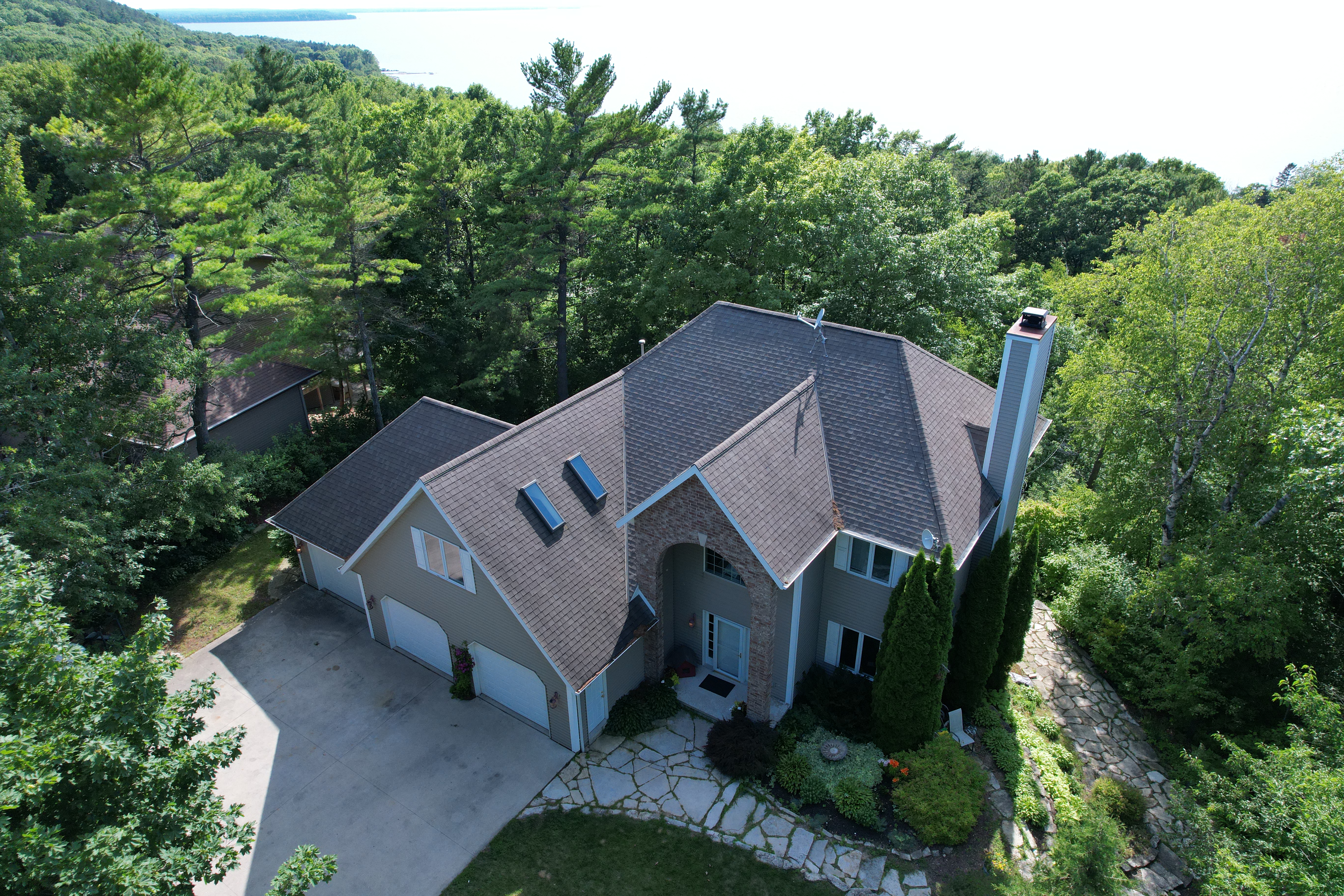 drone photo of 3000sq ft Door County home