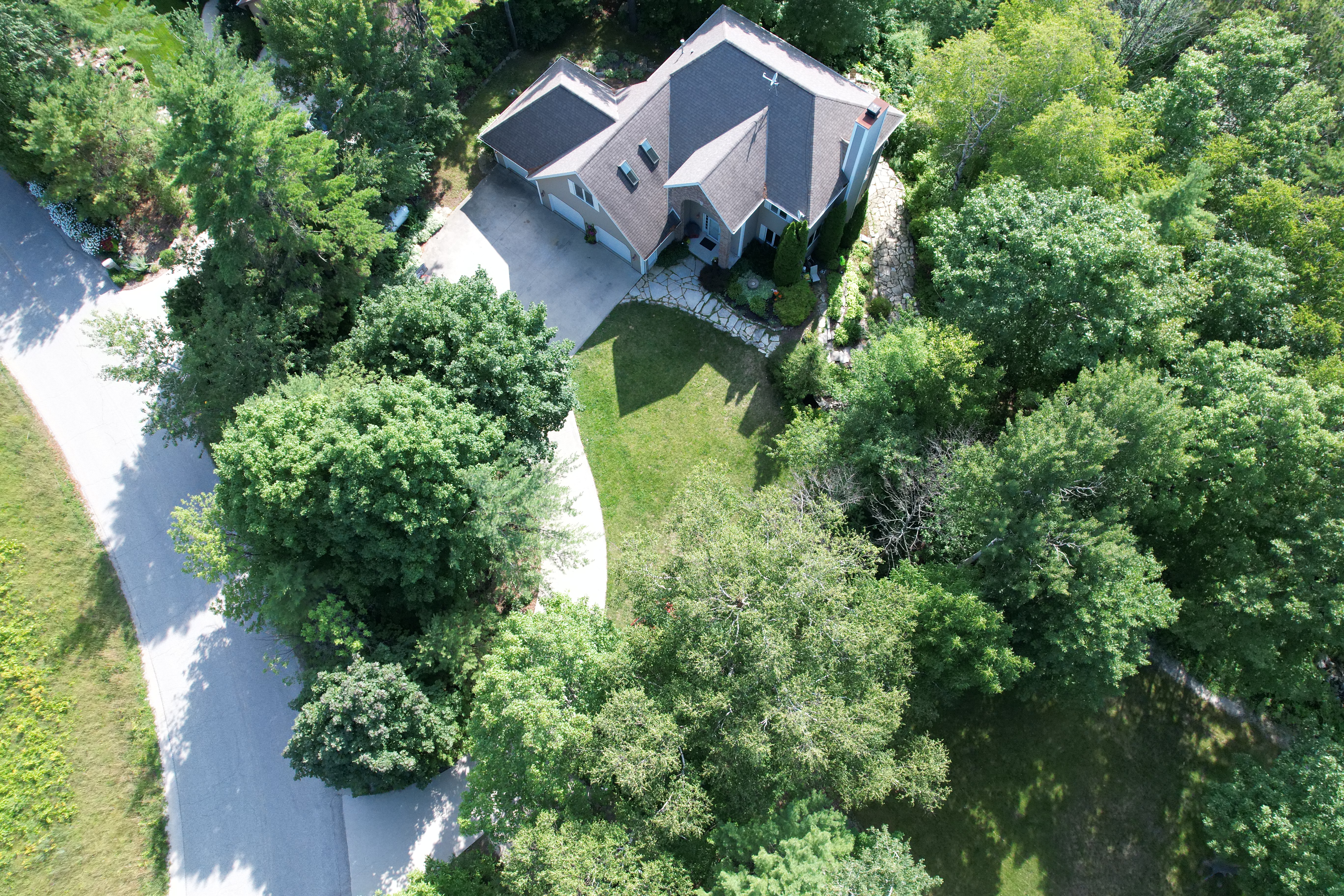 drone photo of 3000sq ft Door County home