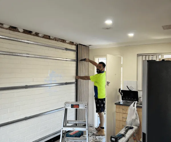 Fancy cornice and ceiling roses Perth