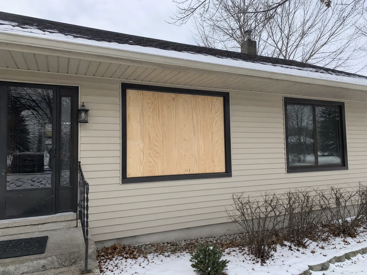 Waukesha, WI Emergency Board-Up Services