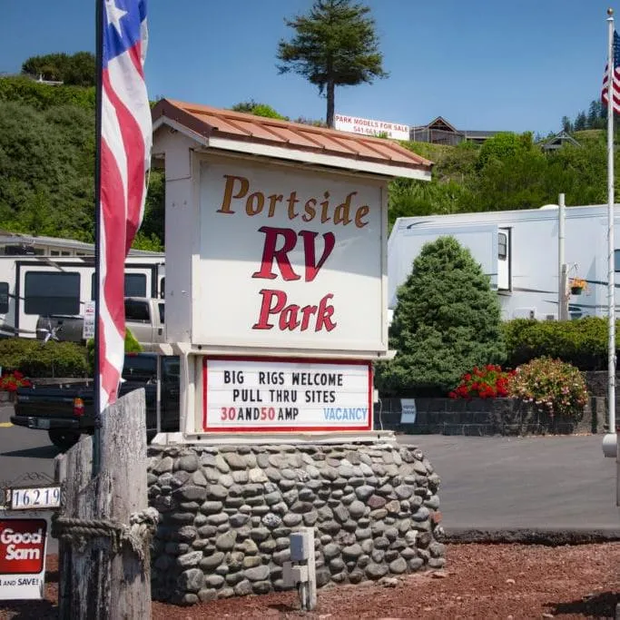Premium bathhouse and lounge chairs at Possum Kingdom RV Resort