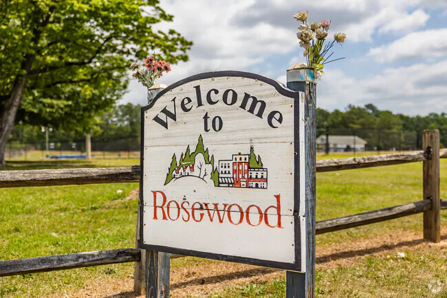 Re-decking project on a small backyard in Rosewood