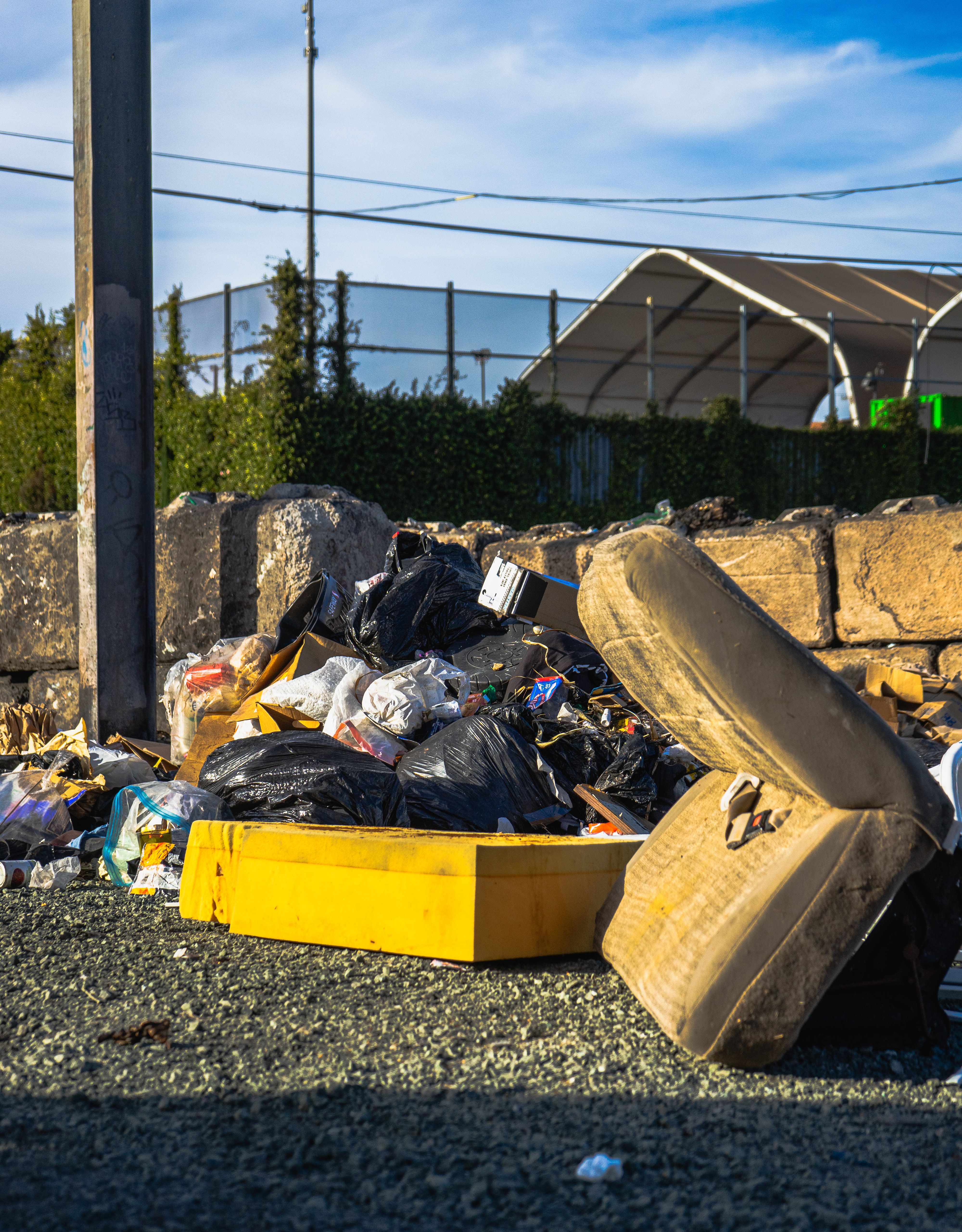 Household junk ready for removal in Northwest Arkansas