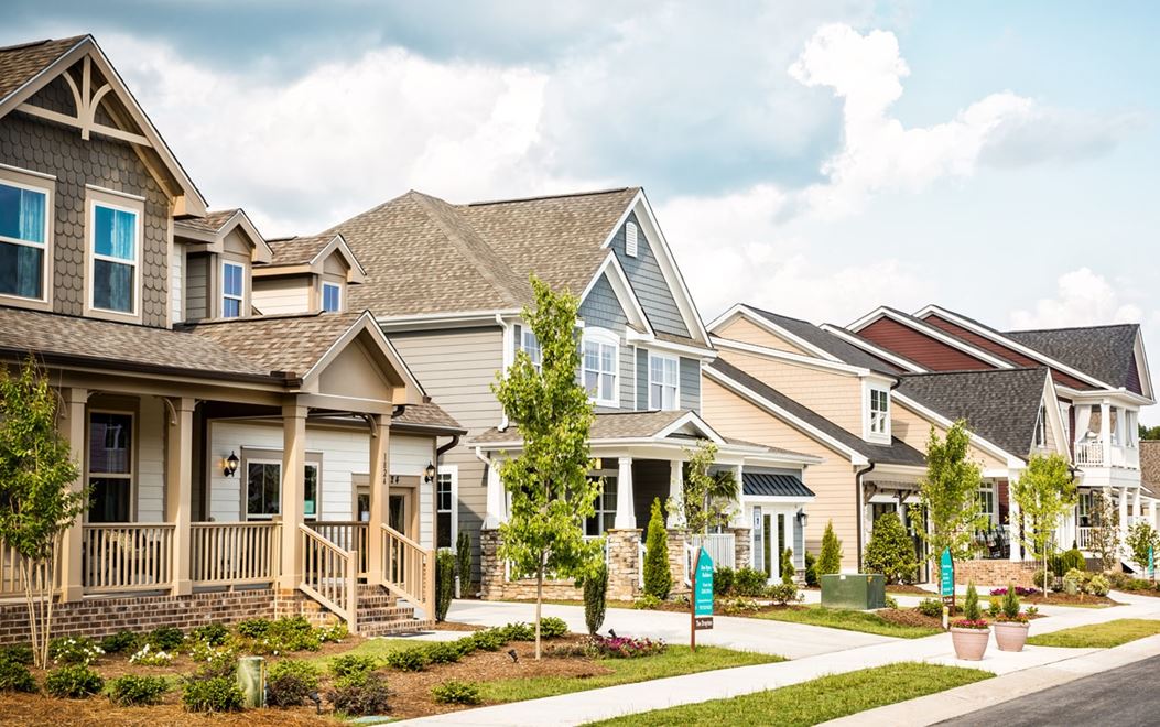 Huses in Wendell Fal