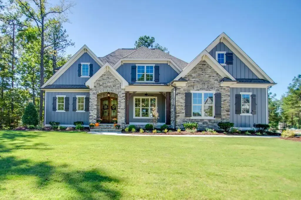 HollySprings, NC Property