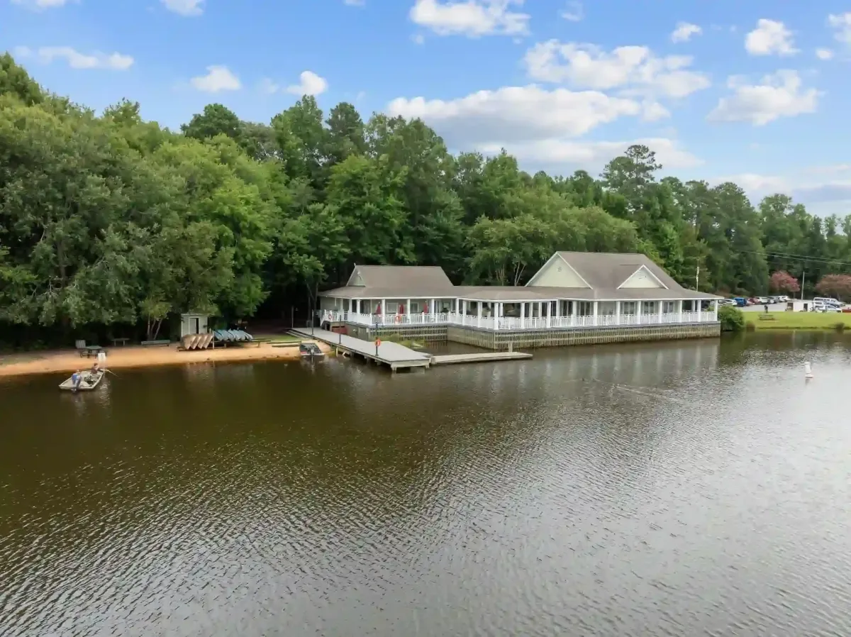 Bass Lake Prk