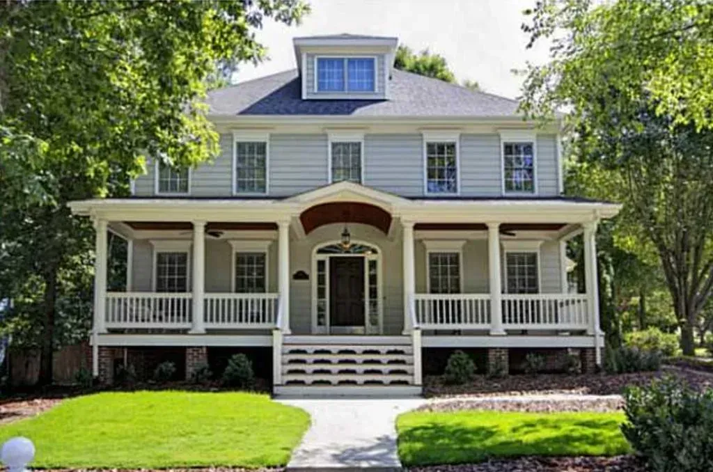 Scotts Mill neighborhood Apex NC — Charleston style homes on Salem Street