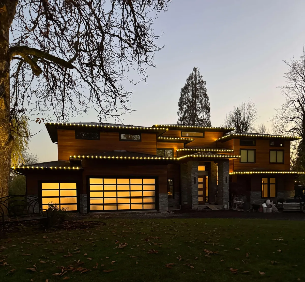 A beautiful home decorated professionally by Anderson festive fixtures