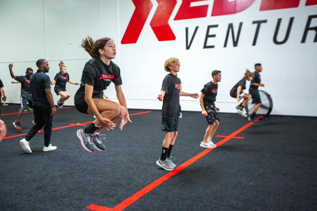 Redline Ventura Training Kevin Stretch Image