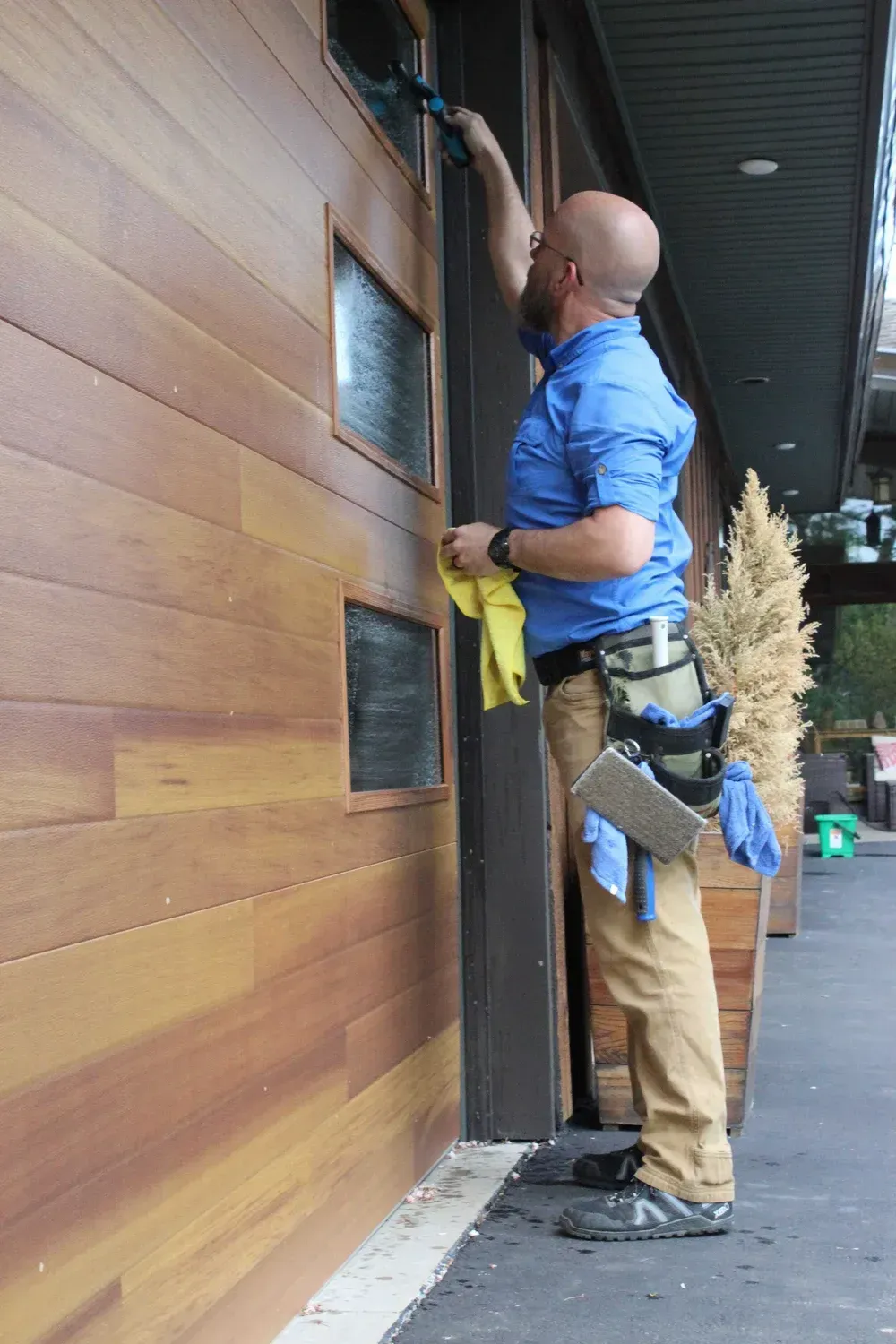 Exterior Window Cleaning in Napa Valley | Professional Glasshouse Cleaning Services