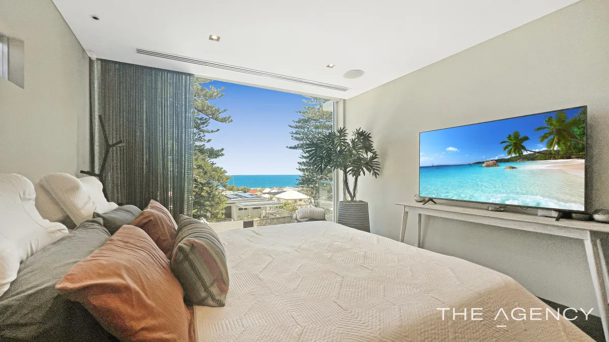 4 Ozone Parade Cottesloe WA 6011 Bedroom