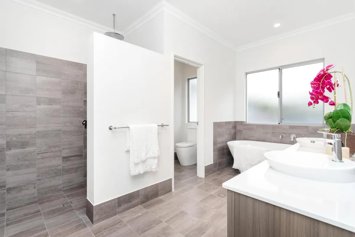 291a Curtin Avenue Cottesloe WA 6011 ensuite