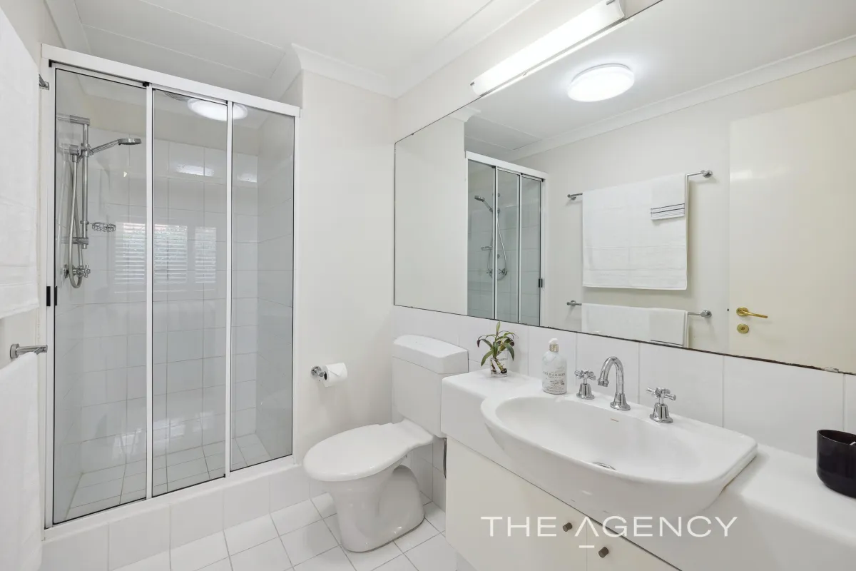 6/2 Airlie Street Claremont Ensuite