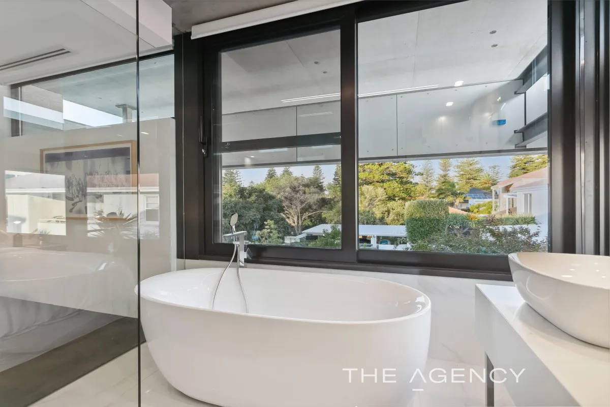 1b Geraldine Street Cottesloe WA 6011