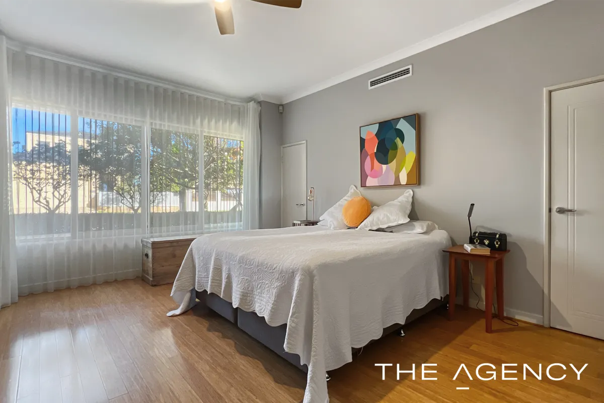 8 Chipperfield Court Mosman Park WA 6012