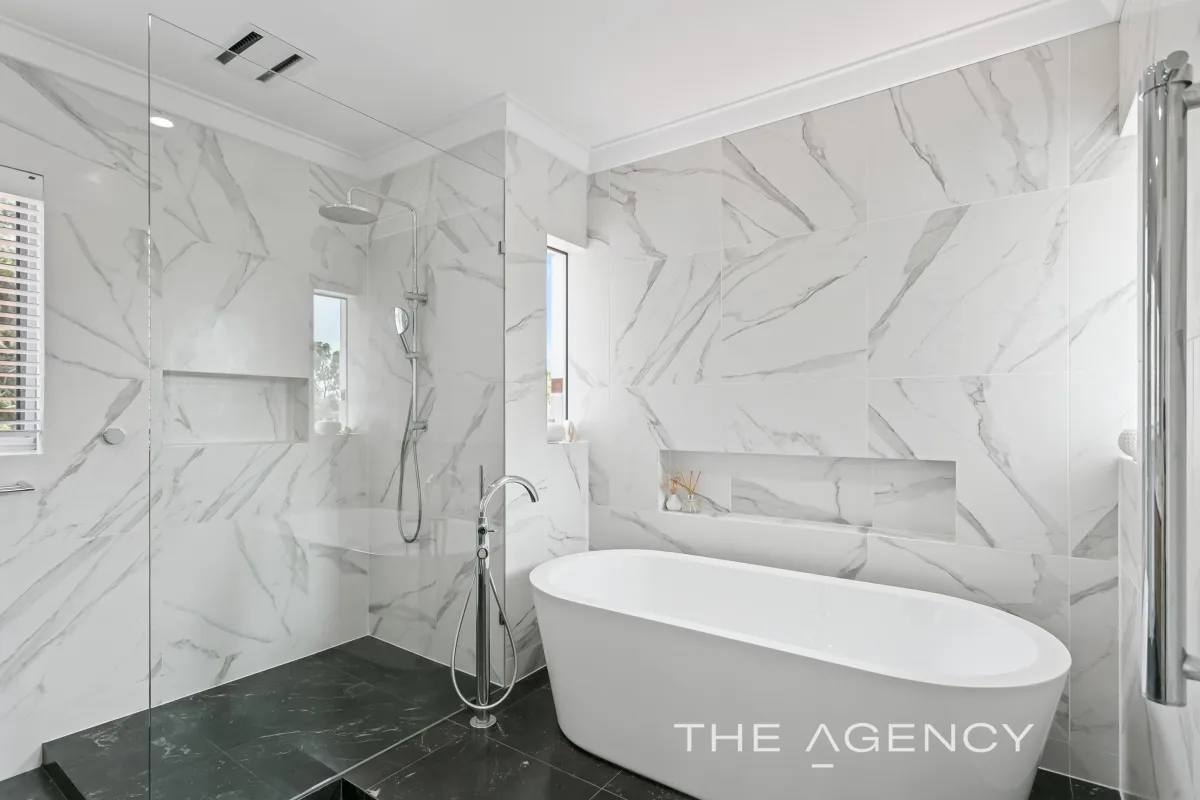 2 Odern Crescent Swanbourne WA 6010 Front