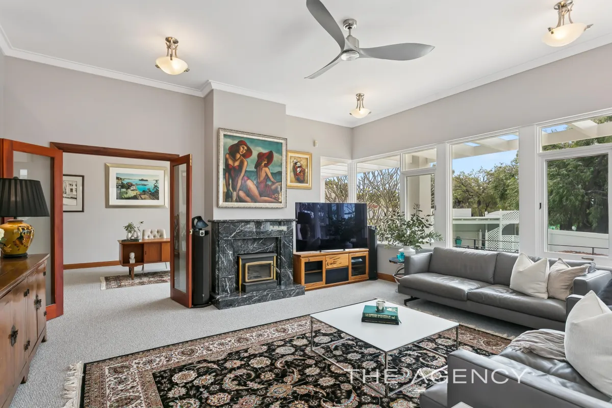 2 Odern Crescent Swanbourne WA 6010 Front