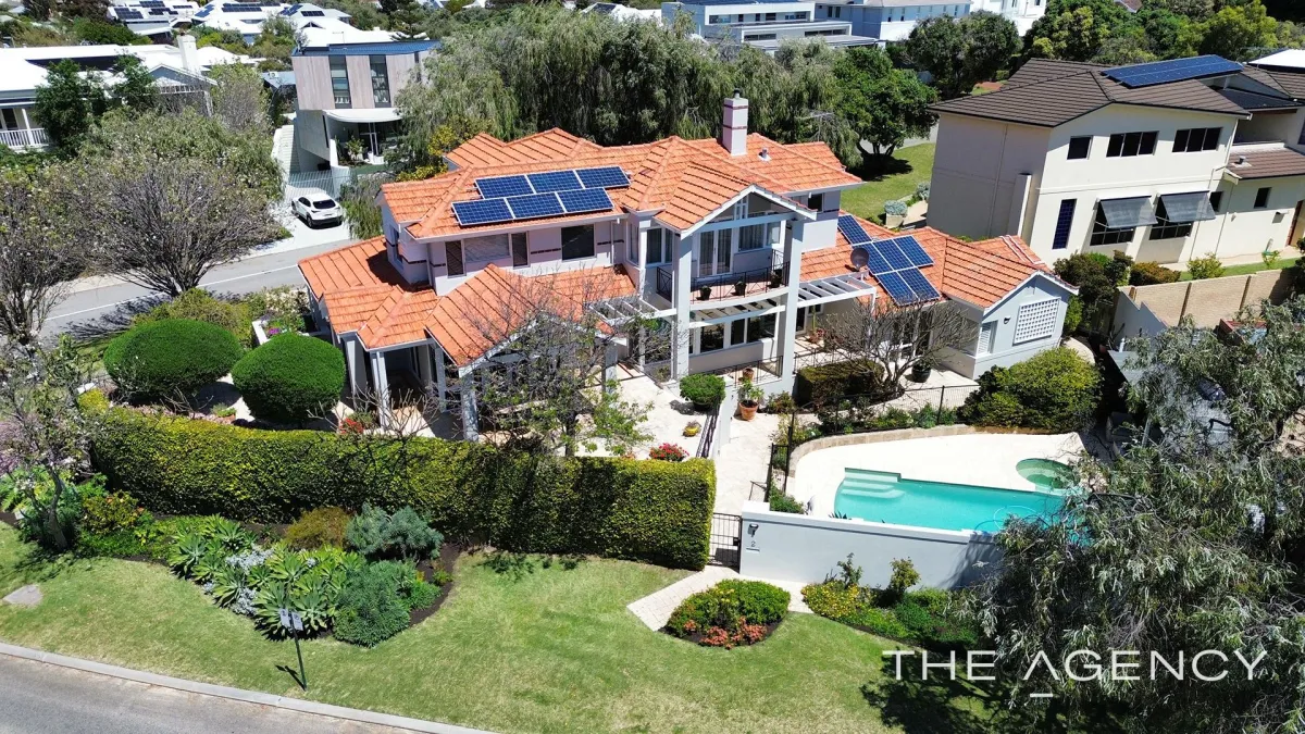 2 Odern Crescent Swanbourne WA 6010 Front