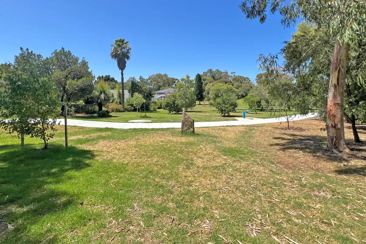 7 Beagle Street Mosman Park WA 6012