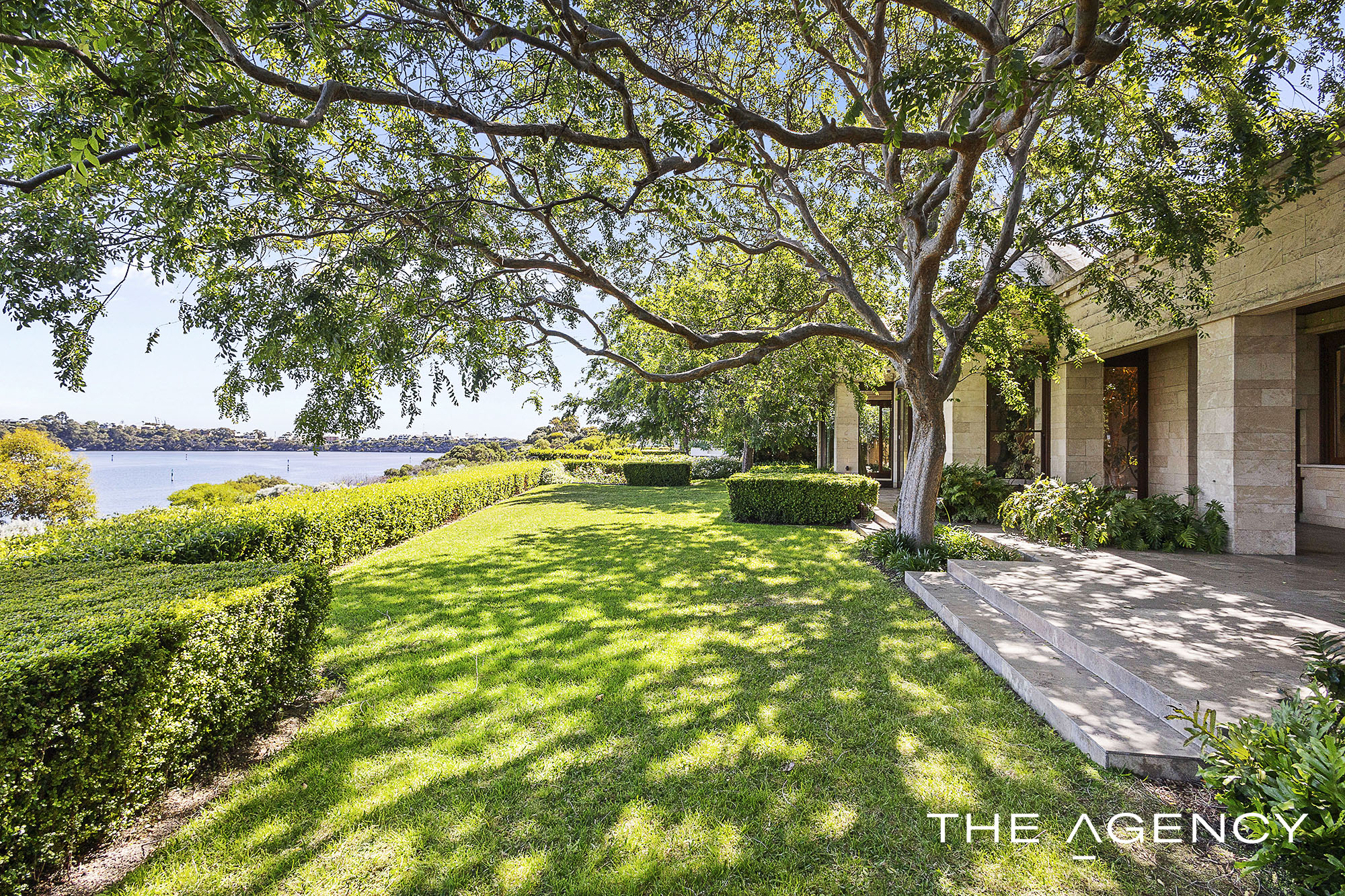 22 Hutchinson Avenue Mosman Park