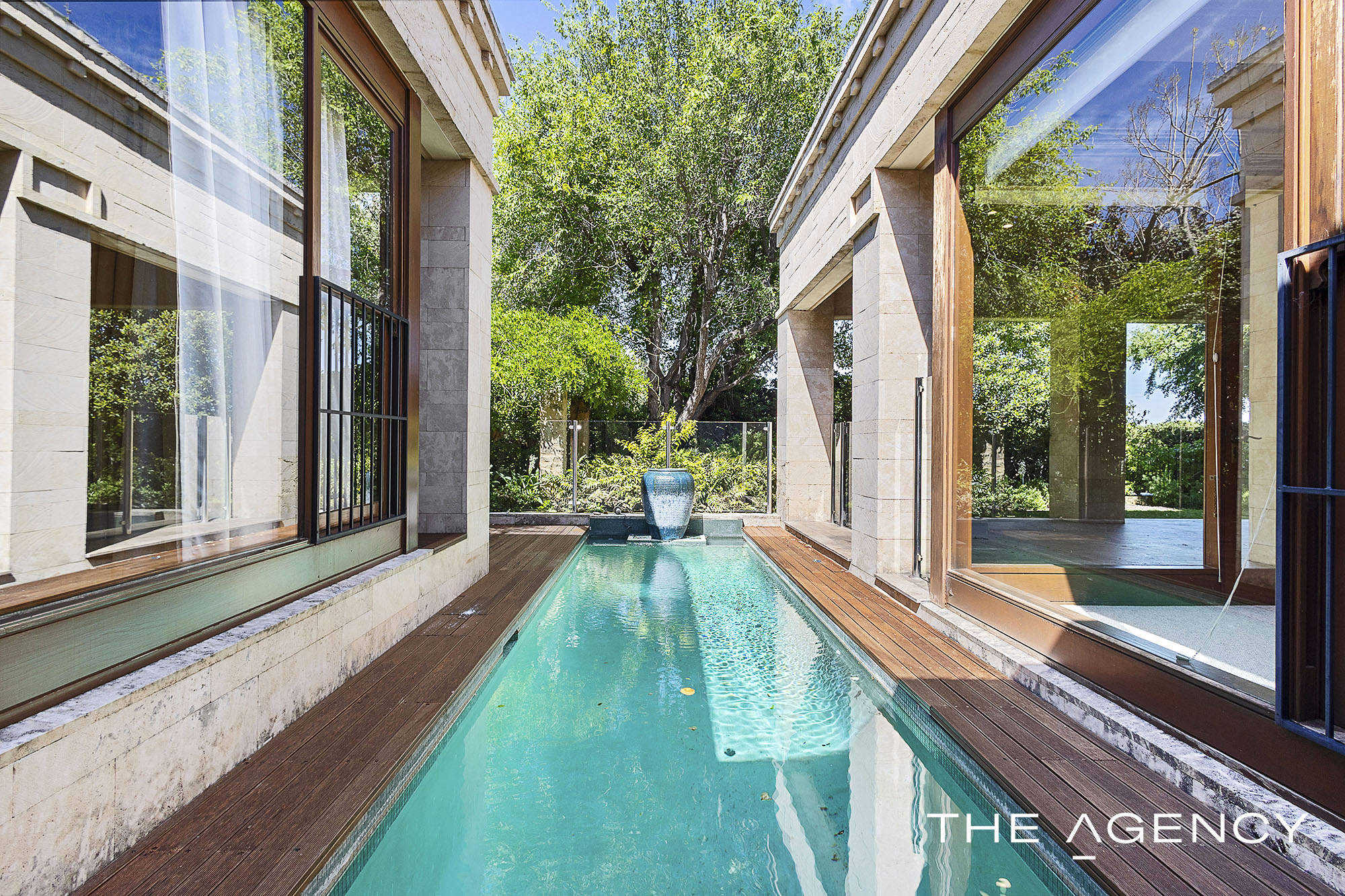 22 Hutchinson Avenue Mosman Park