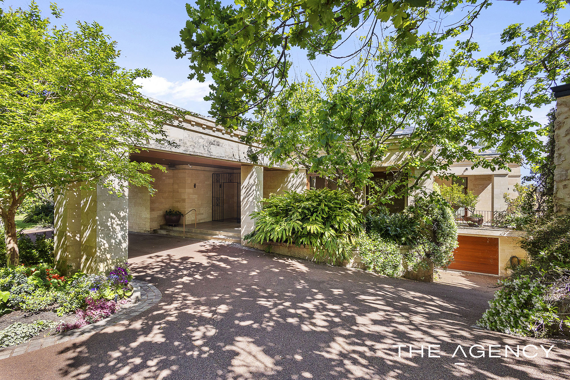 22 Hutchinson Avenue Mosman Park