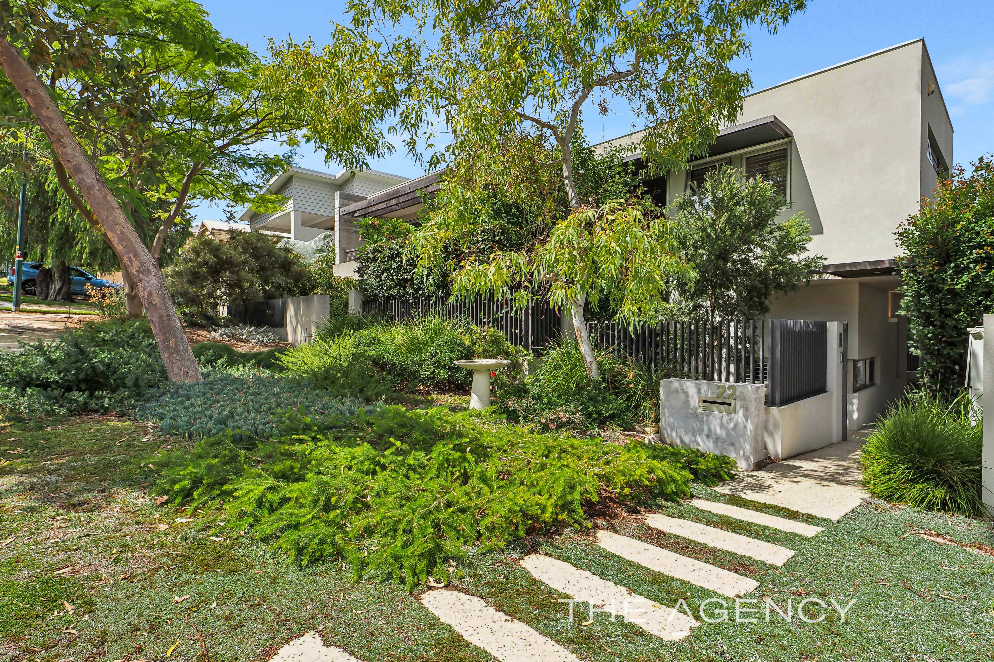 22 Reeve St Swanbourne WA 6010