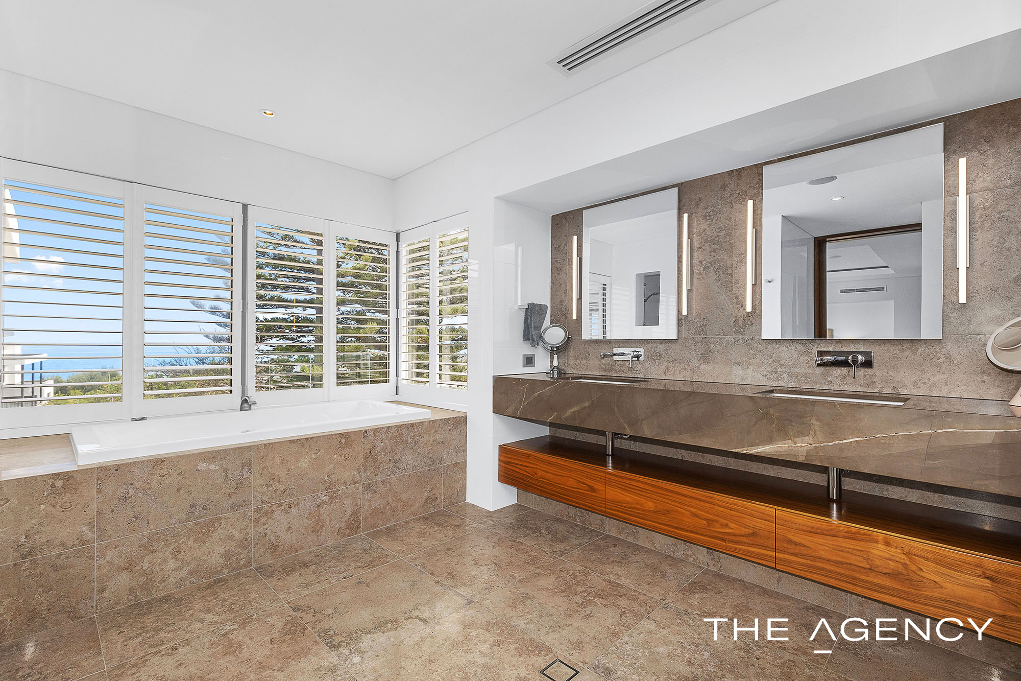 14 Walba Way Swanbourne Front